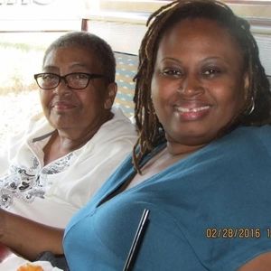 Meet your Posher, Kendra